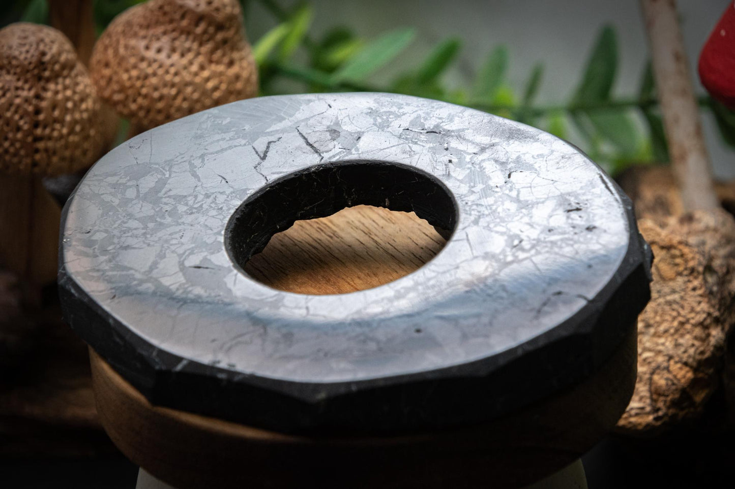 Shungite sphere holder (sphere not included)