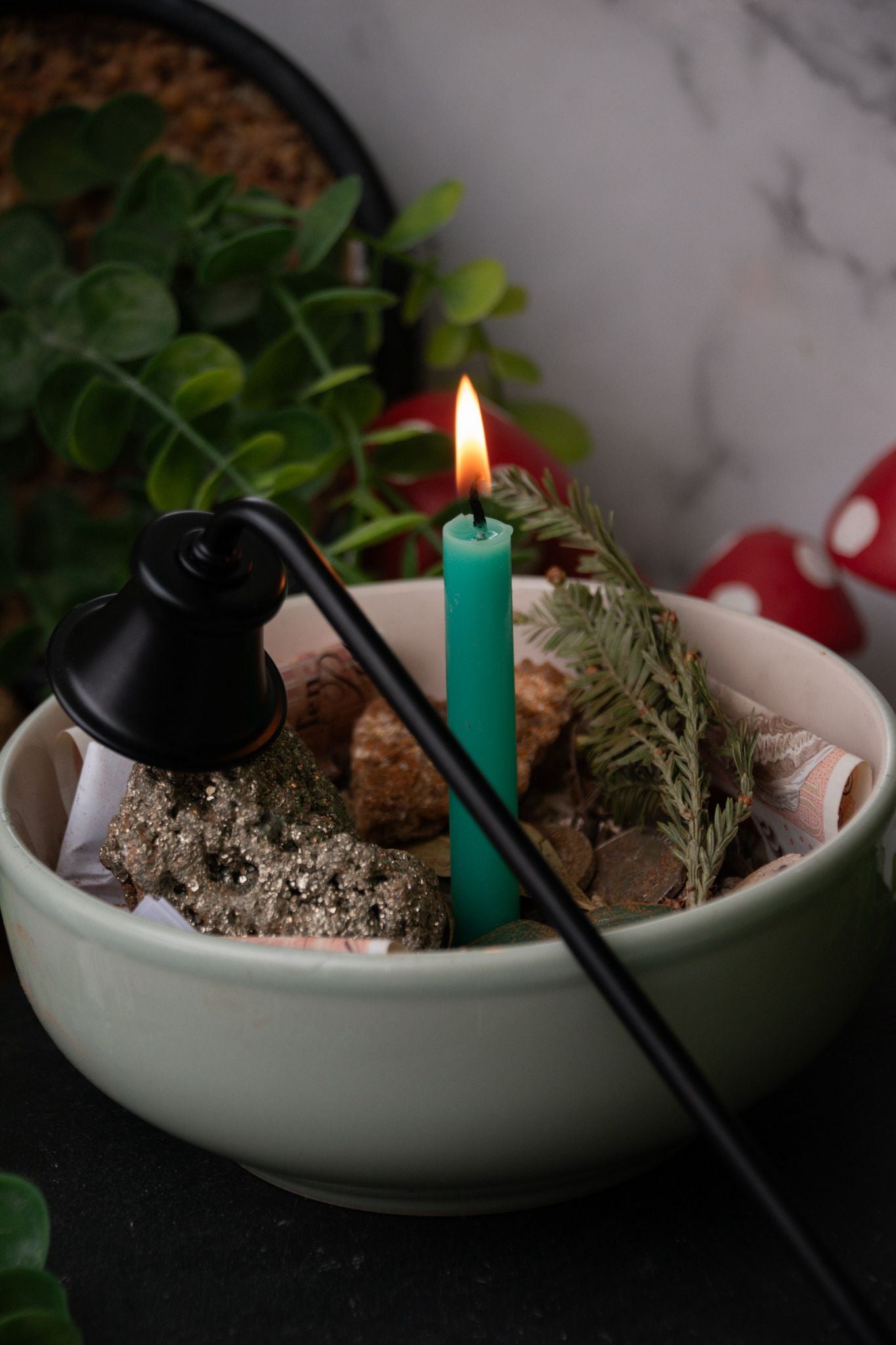 Candle snuffer – Ritual & spell candle tool