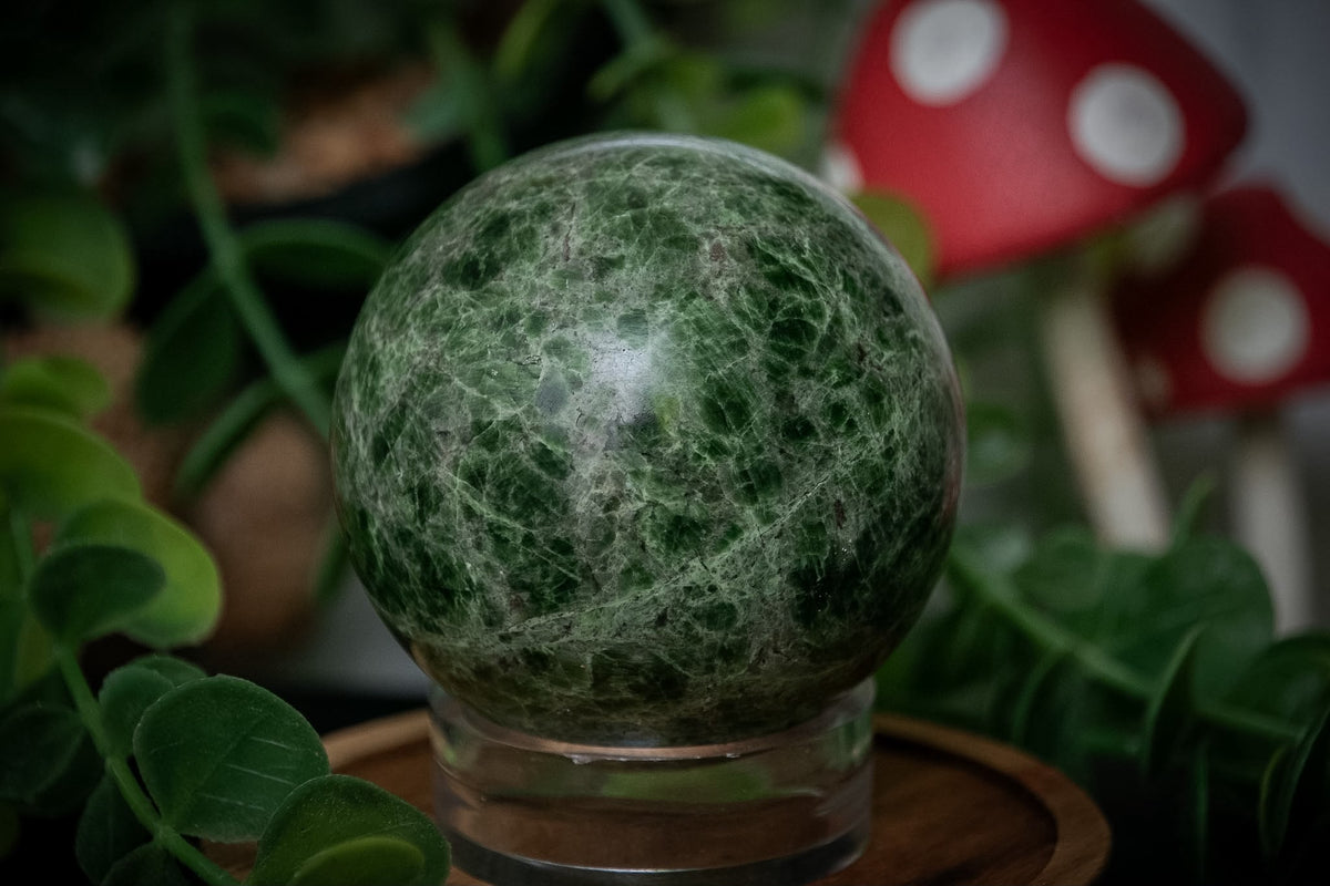 Diopside sphere
