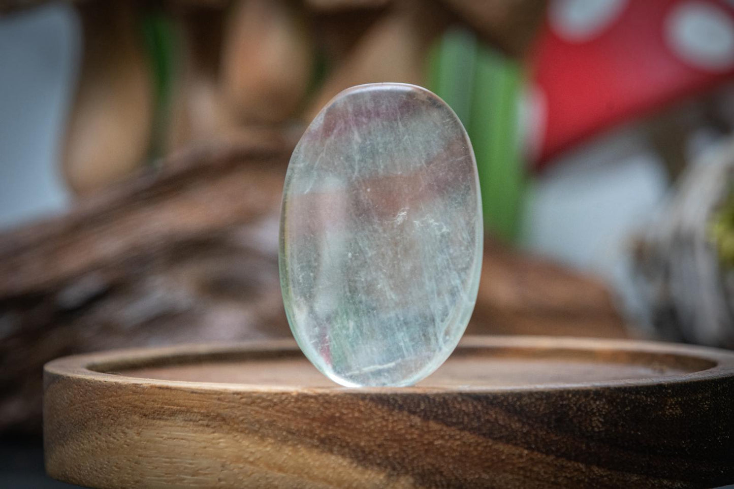 Candy fluorite mini palm stone