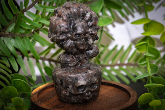 yooperlite skull sunflower carving