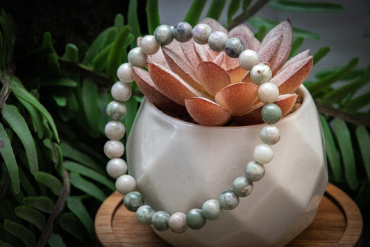 Nephrite jade 6mm power bracelet