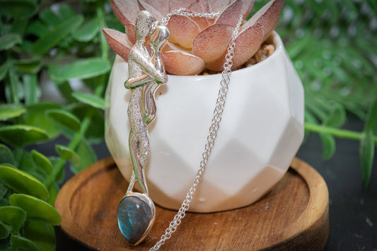 ‘Lovers’ labradorite 925 sterling silver necklace