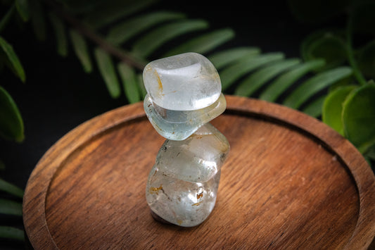 Blue topaz tumblestone