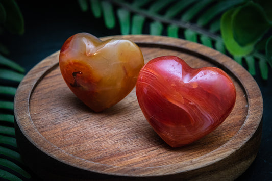 Carnelian heart carving