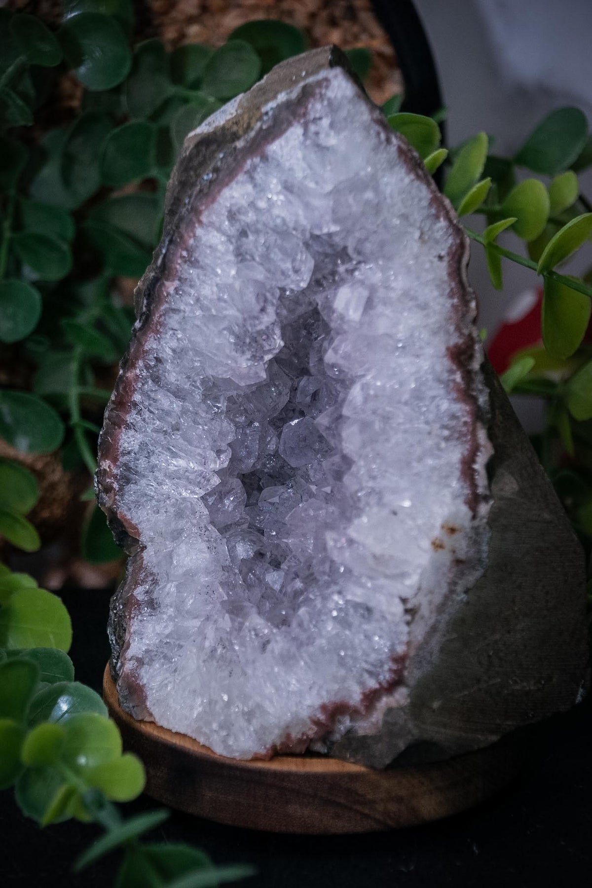 Pale Amethyst druzy freeform - 1.136kg