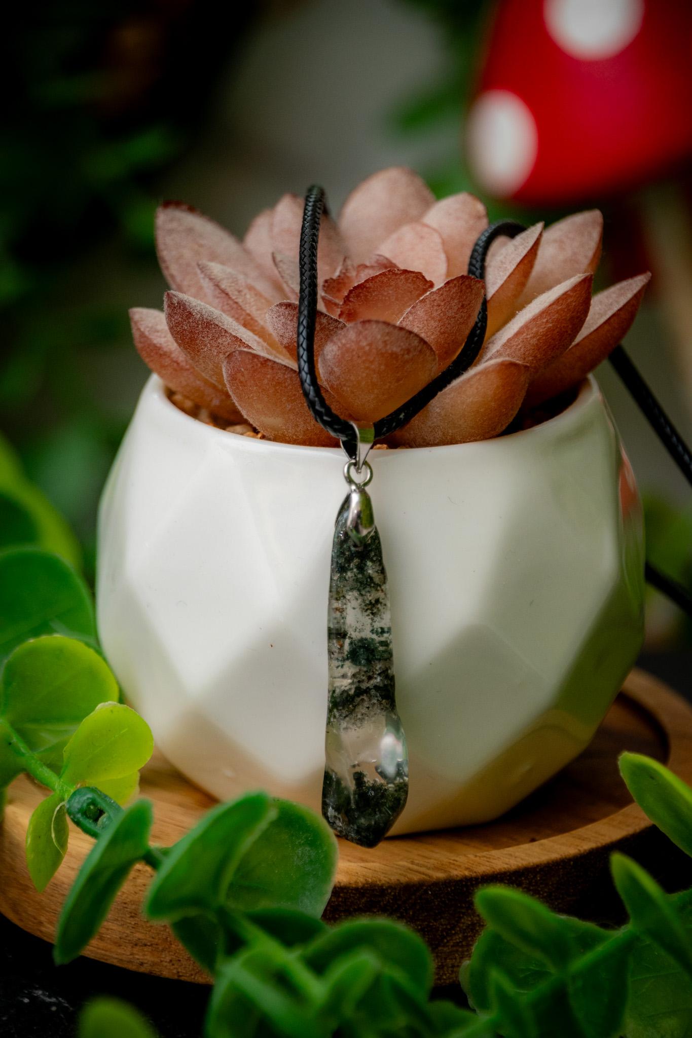 Garden quartz (Lodolite) necklace