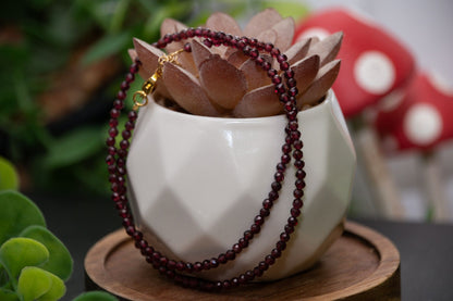 Garnet faceted bead necklace
