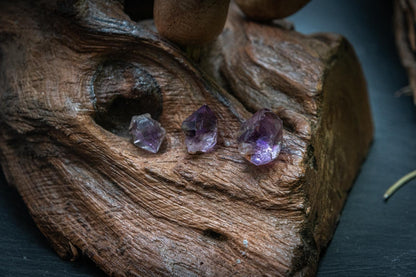 Shangaan amethyst diamonds in magnifying display case