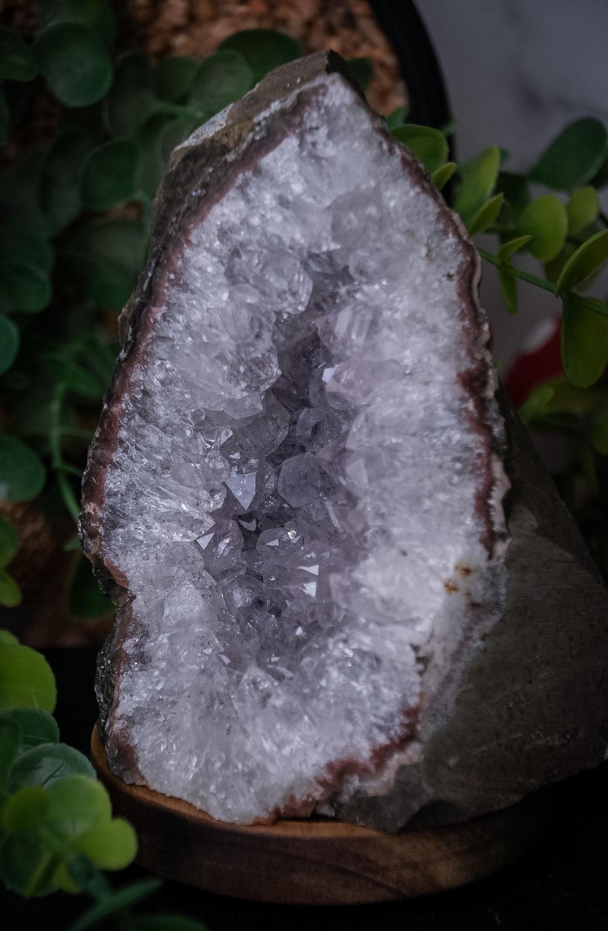 Pale Amethyst druzy freeform - 1.136kg