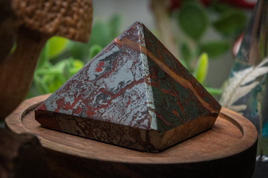 Jaspilite pyramid