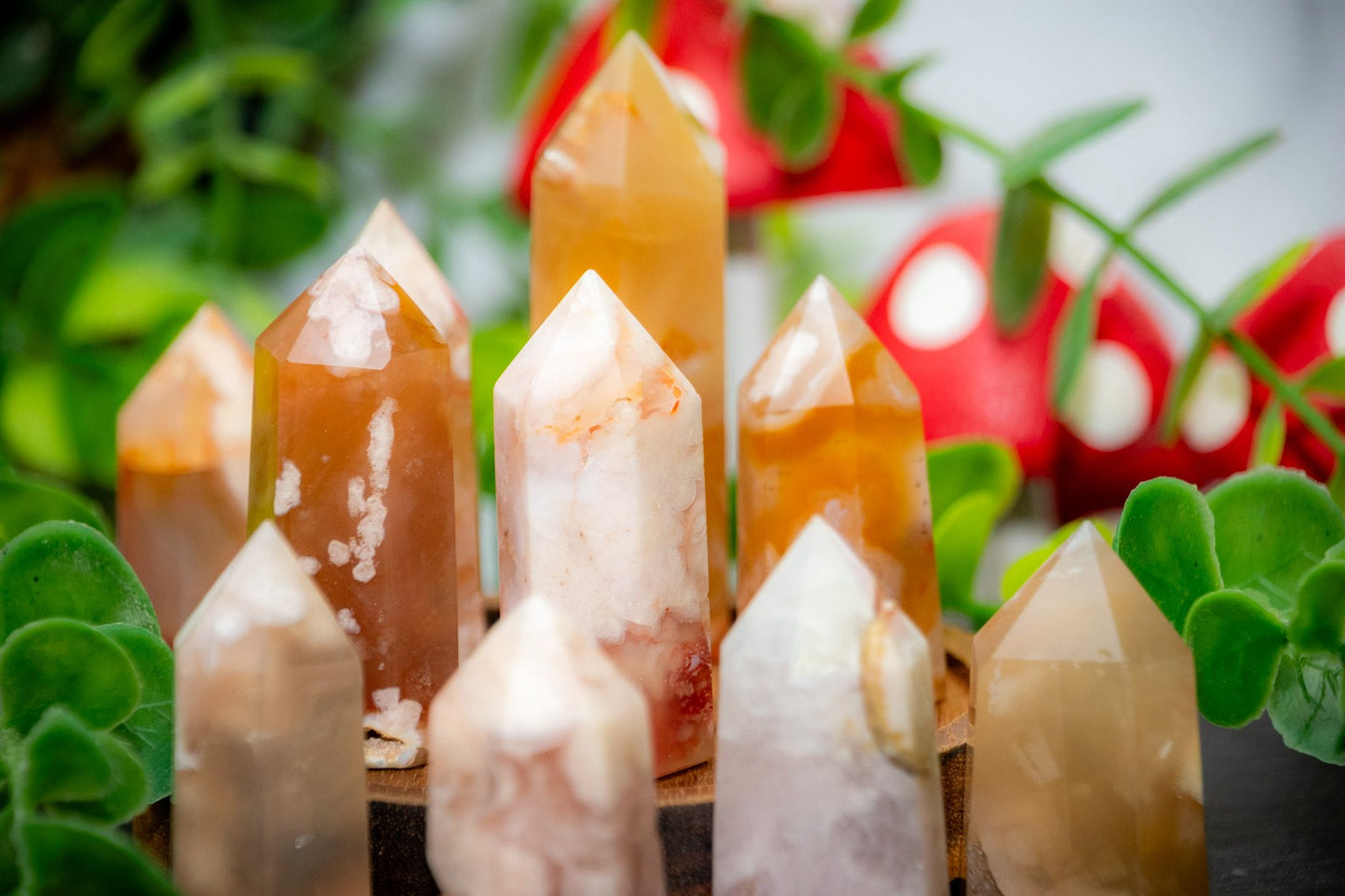 Flower agate tower