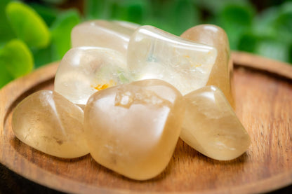 Smoky citrine tumblestone