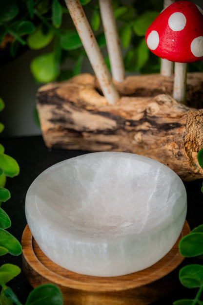 Selenite bowl carving - 8cm