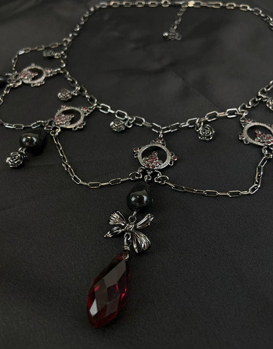Victorian gothic statement necklace – Dark romance