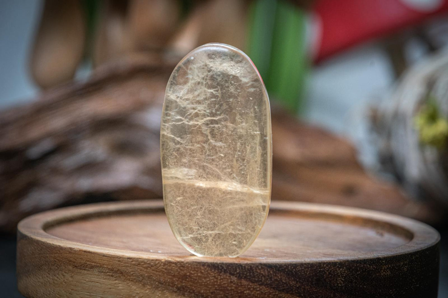 Candy fluorite mini palm stone