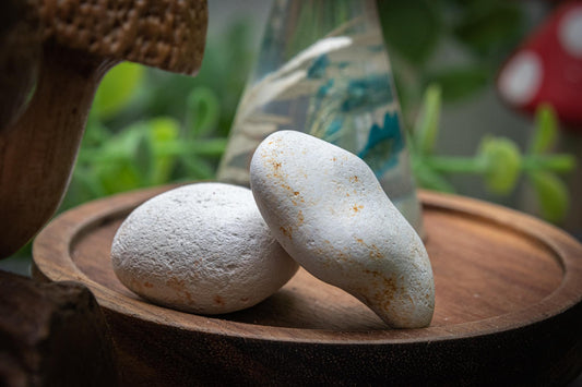 Menalite goddess stone tumble