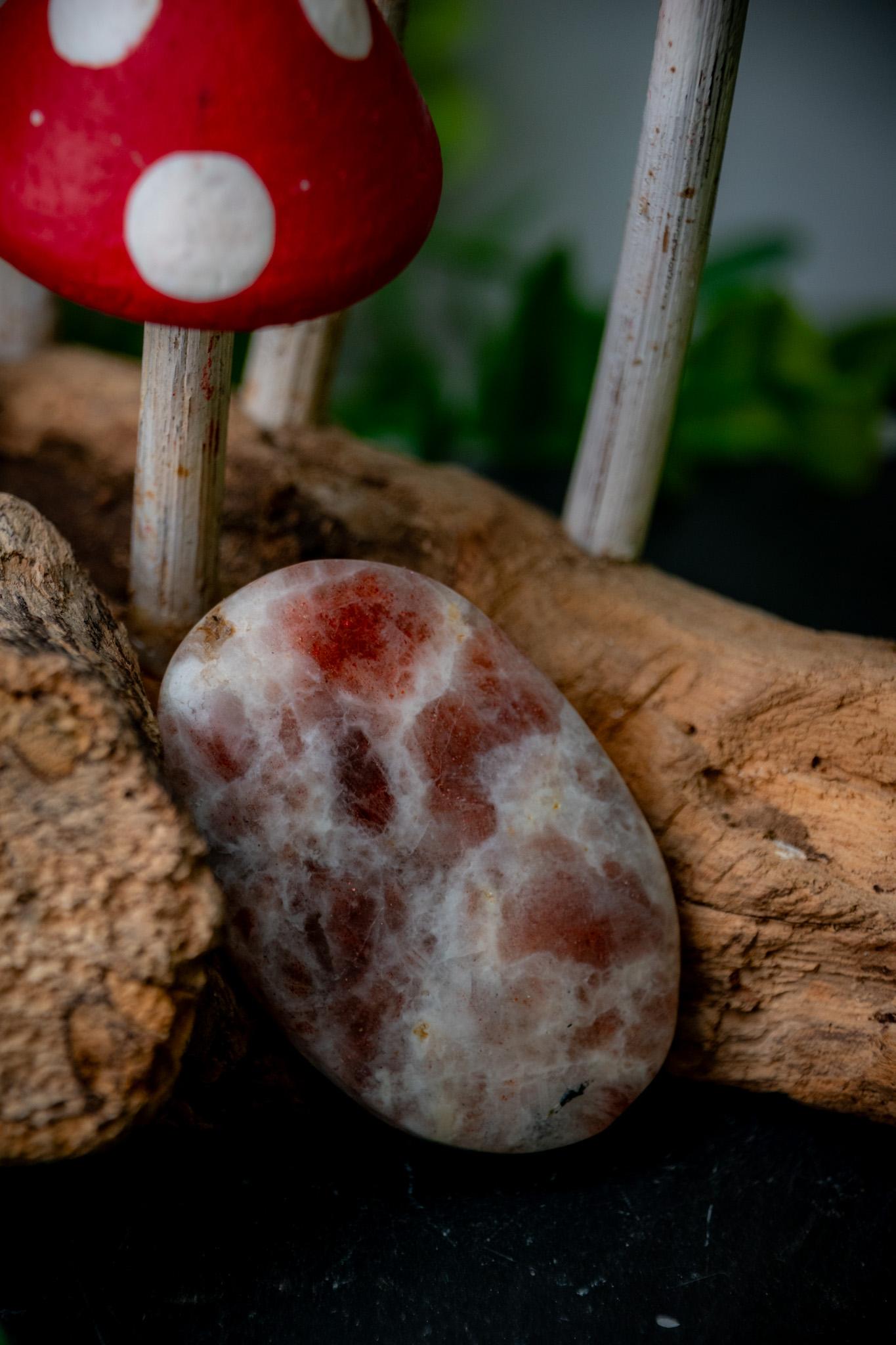 Sunstone palmstone