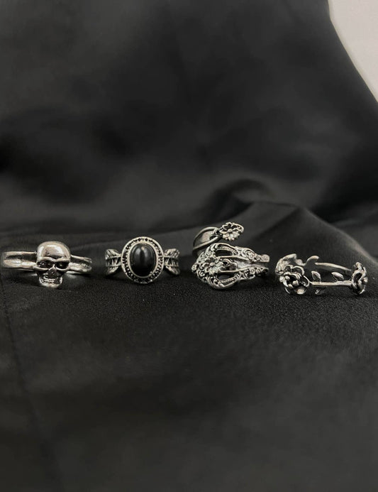 Moth ring set - size medium